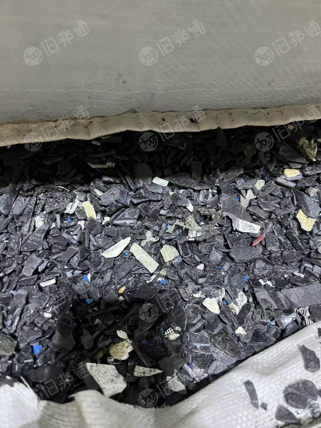 出售空调电视冰箱破碎料，有ABS材质也有PS材质的，干破和水破的都有，长期有货