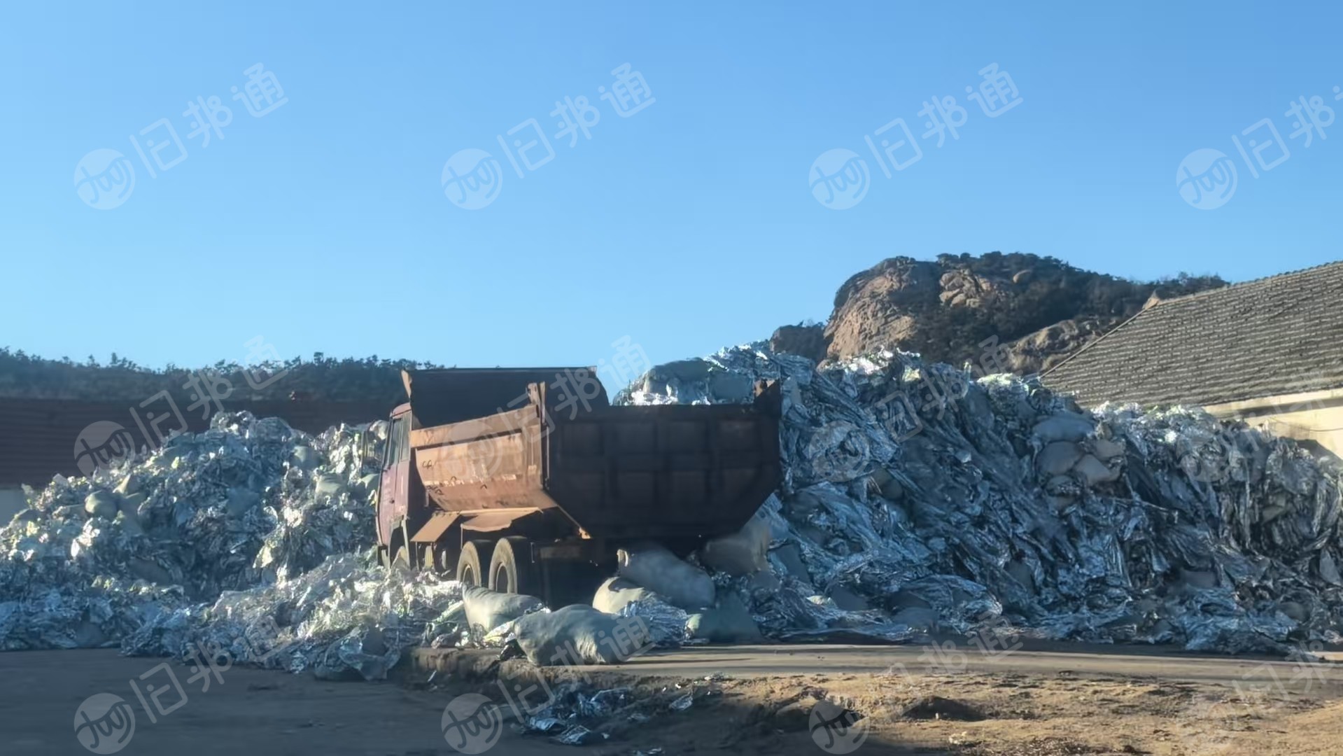 出售苹果反光膜废料，现货几百吨