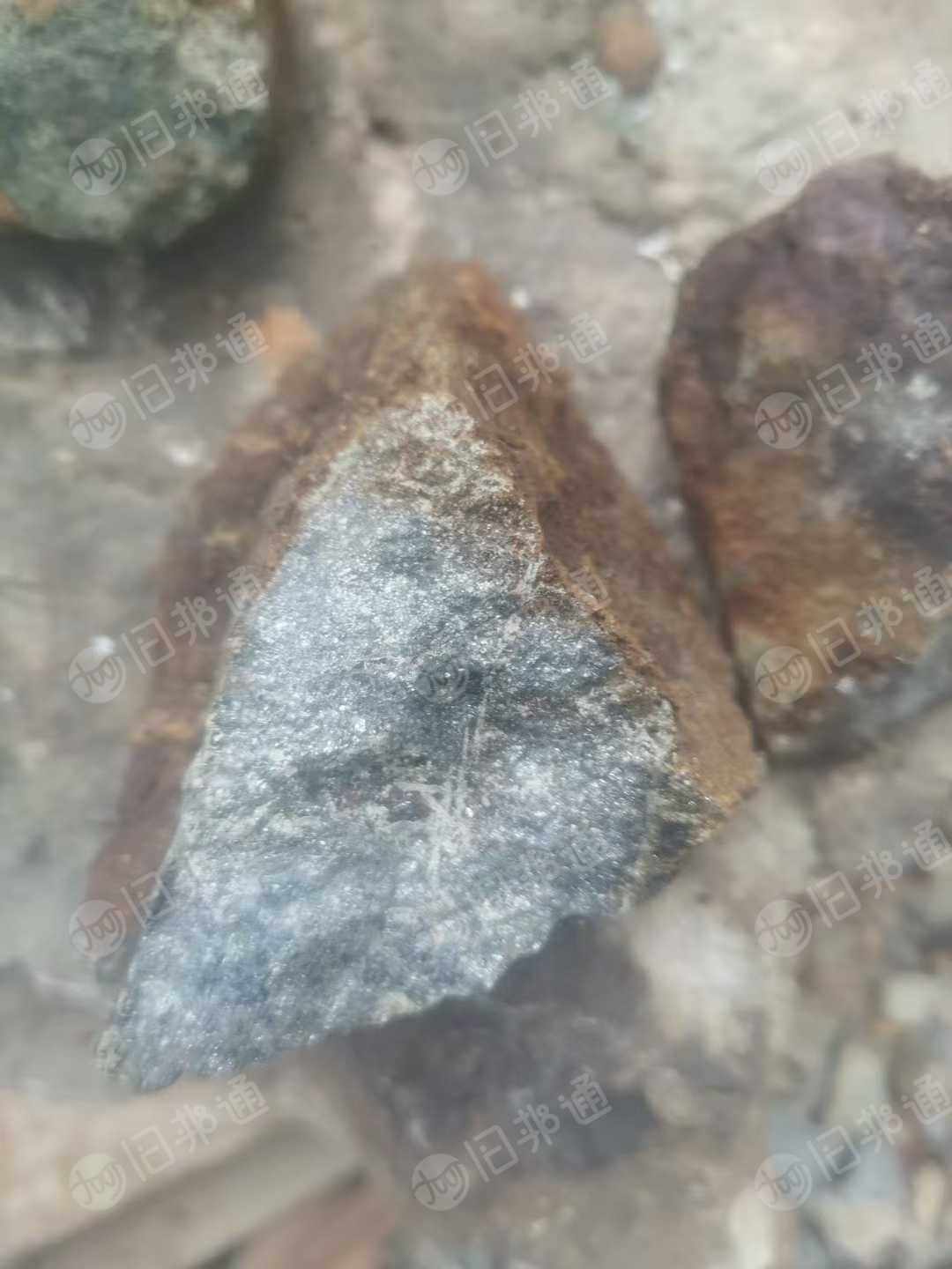 出售硫铁，现货5000吨