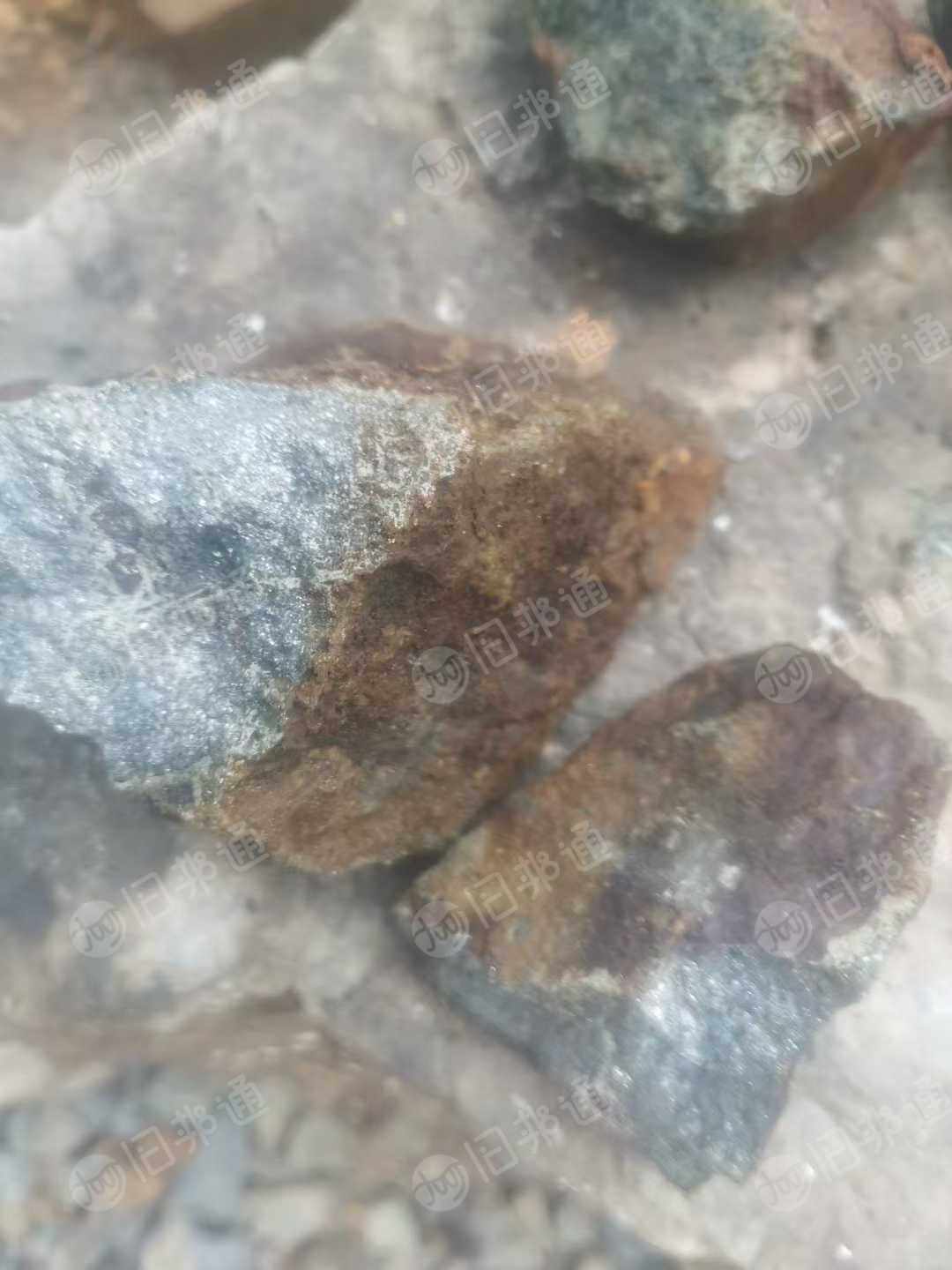 出售硫铁，现货5000吨