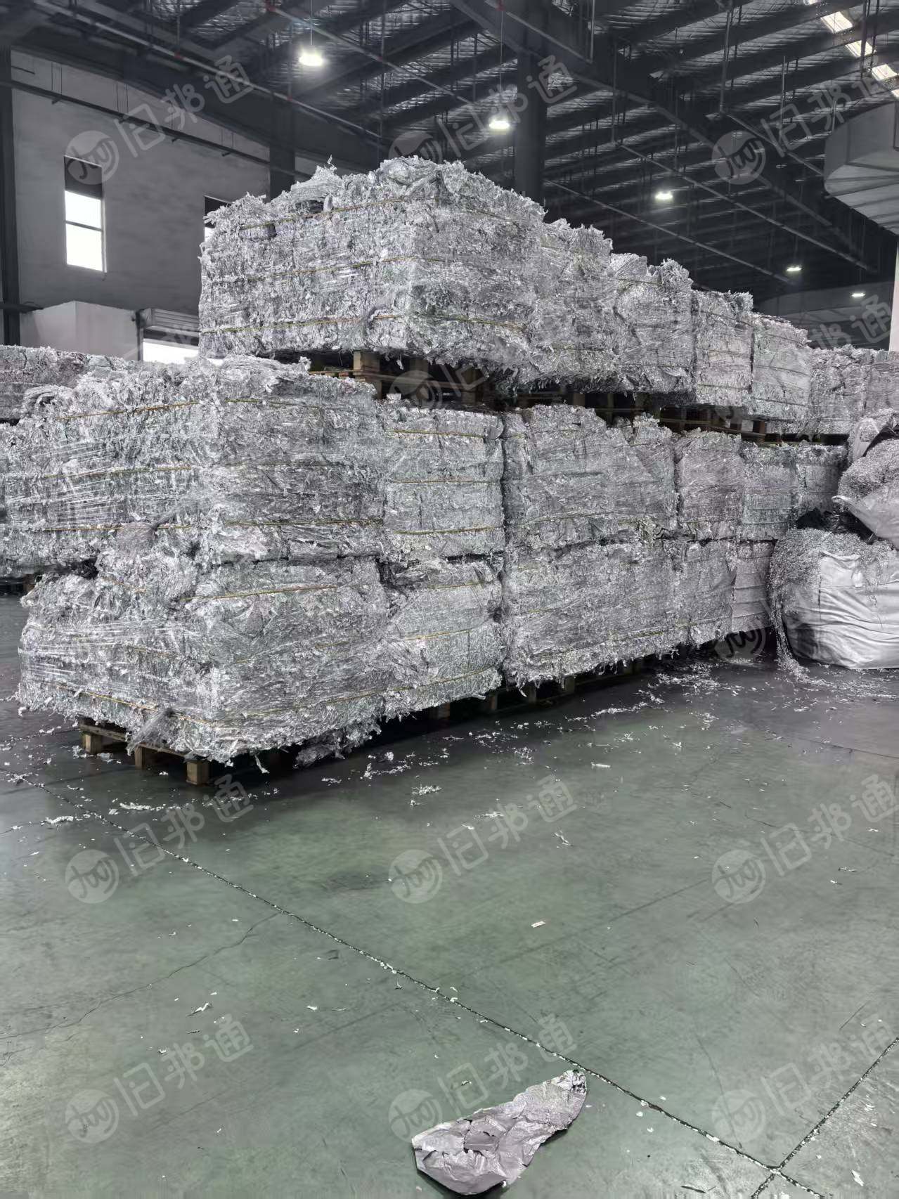 常年出售白边铝箔，国轩的