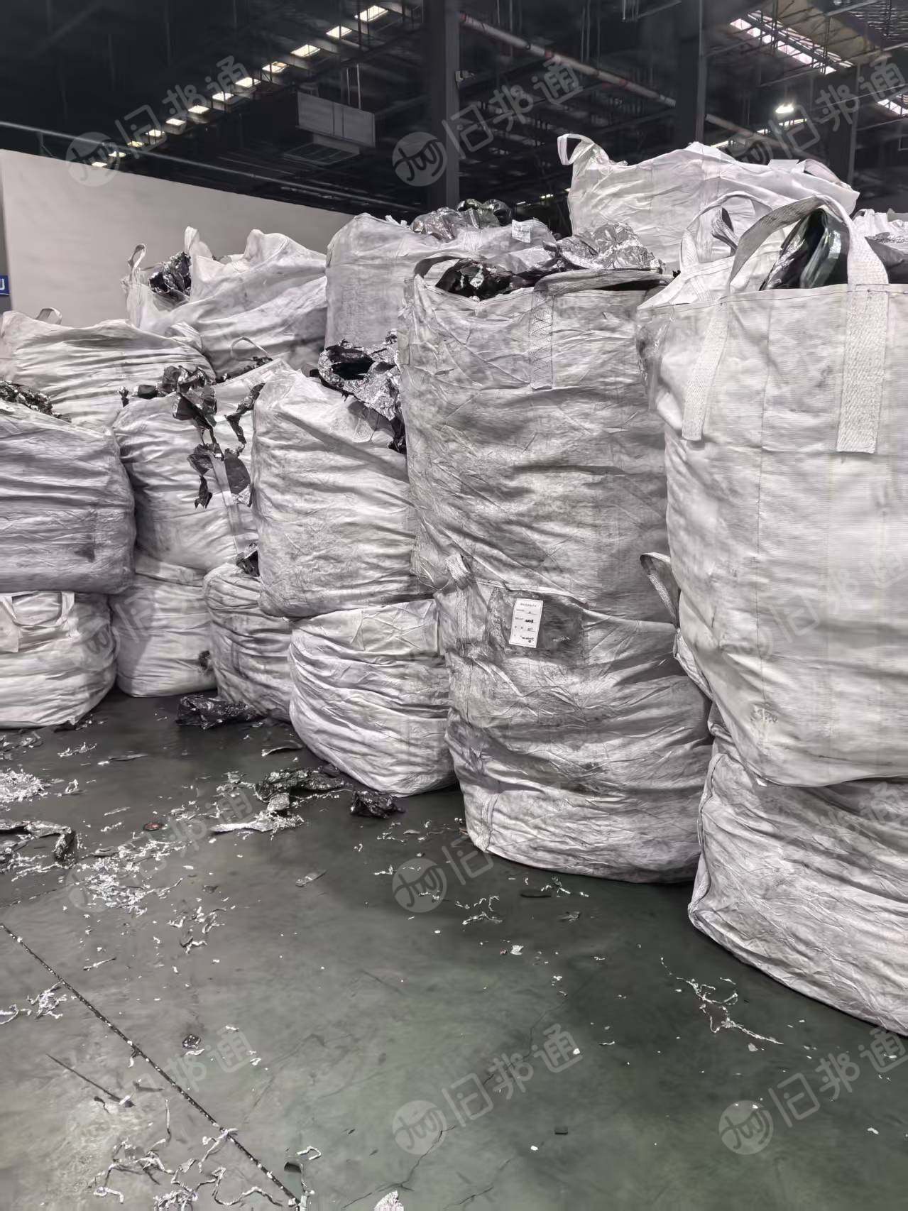 常年出售白边铝箔，国轩的