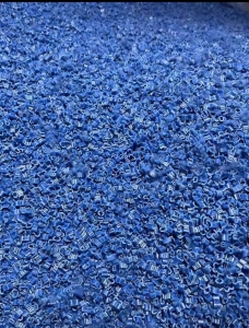 长期出售剥电线下来的pvc电线皮废料，现货30吨左右