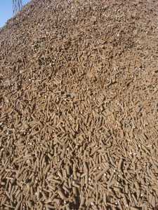 求购钢筋颗粒，月需2万吨