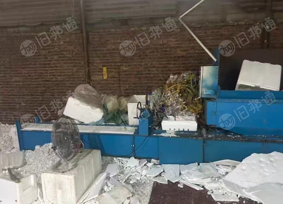 长期出售eps冷压块，社会料厂货混一起，月供30吨