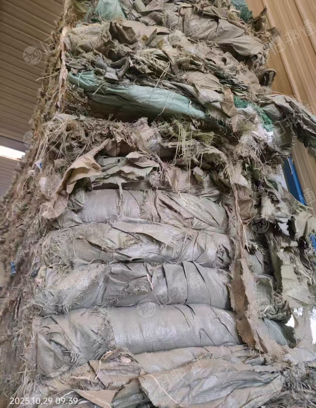 长期出售装米糠下来的编织袋废料，现货10吨左右