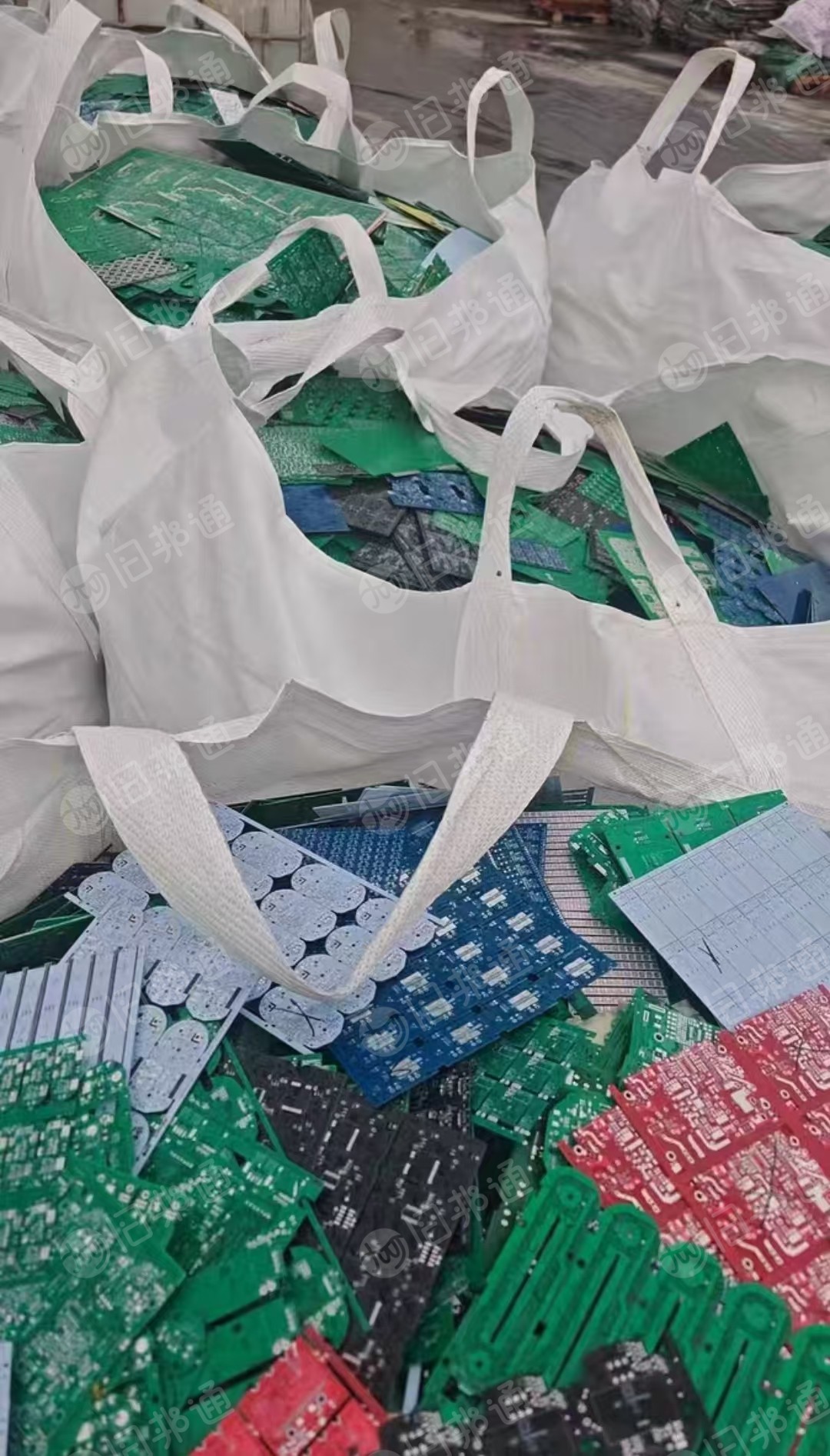 出售双面报废板，月供10多吨