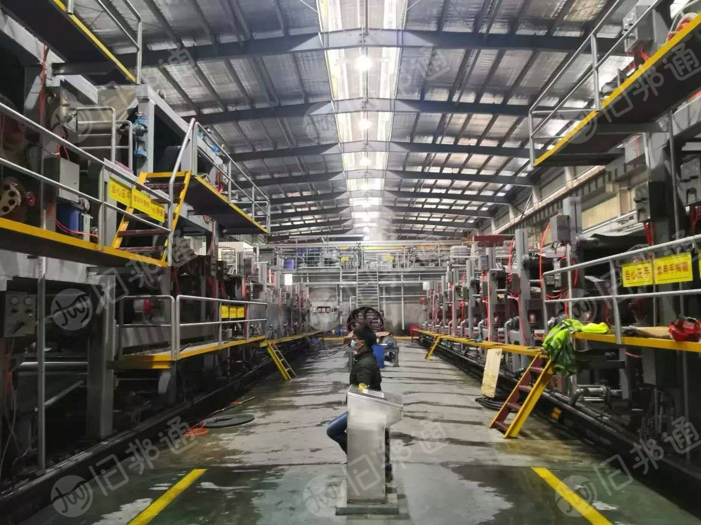 本厂长期收购本色光伏纸废料