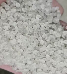 出售PVB颗粒，有白色和黑色两种