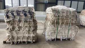 长期出售清洗好的涤纶过滤布，过滤布，现货30多吨