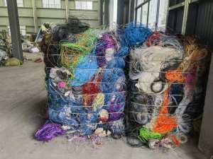 出售3D打印线材的边角料，聚乳酸树脂，每月5吨，可以做炼油料