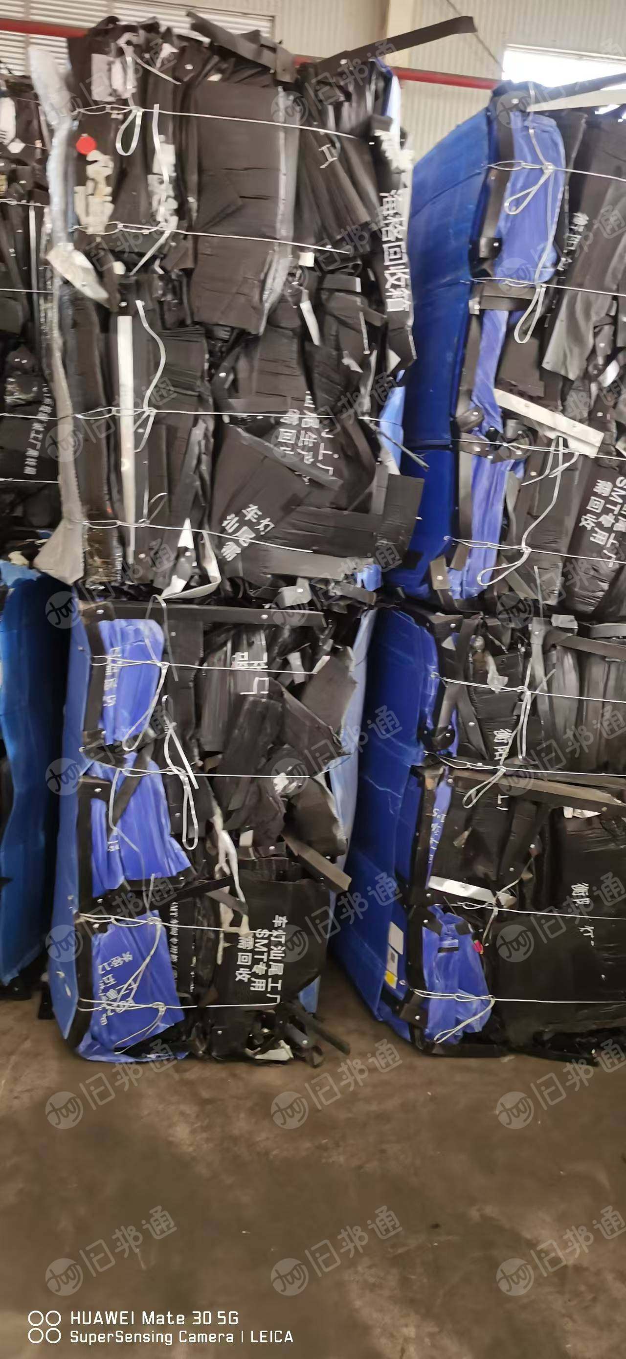 出售PP空心板毛料，黑色居多，现货有17.5一车