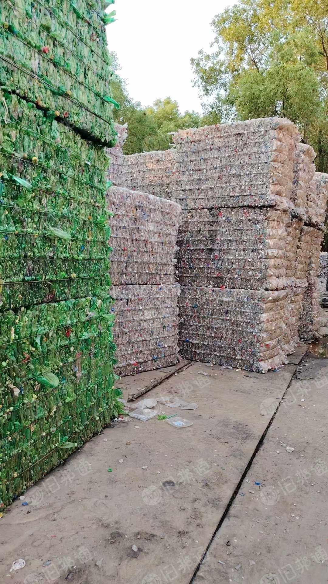 出售PET瓶砖，绿净瓶，白瓶砖，长期有货