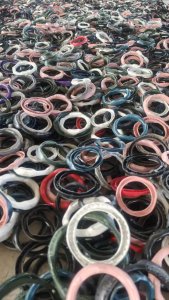 出售花色硅胶废料