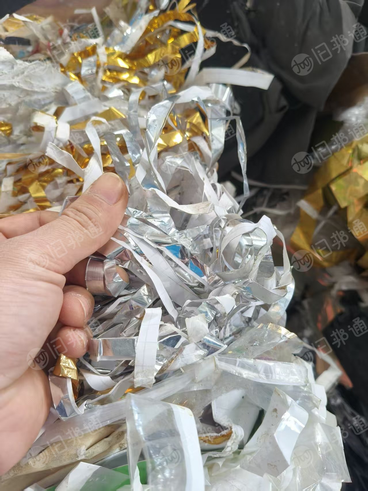 出售PVC破碎料，有杂料有白料，月供200吨左右