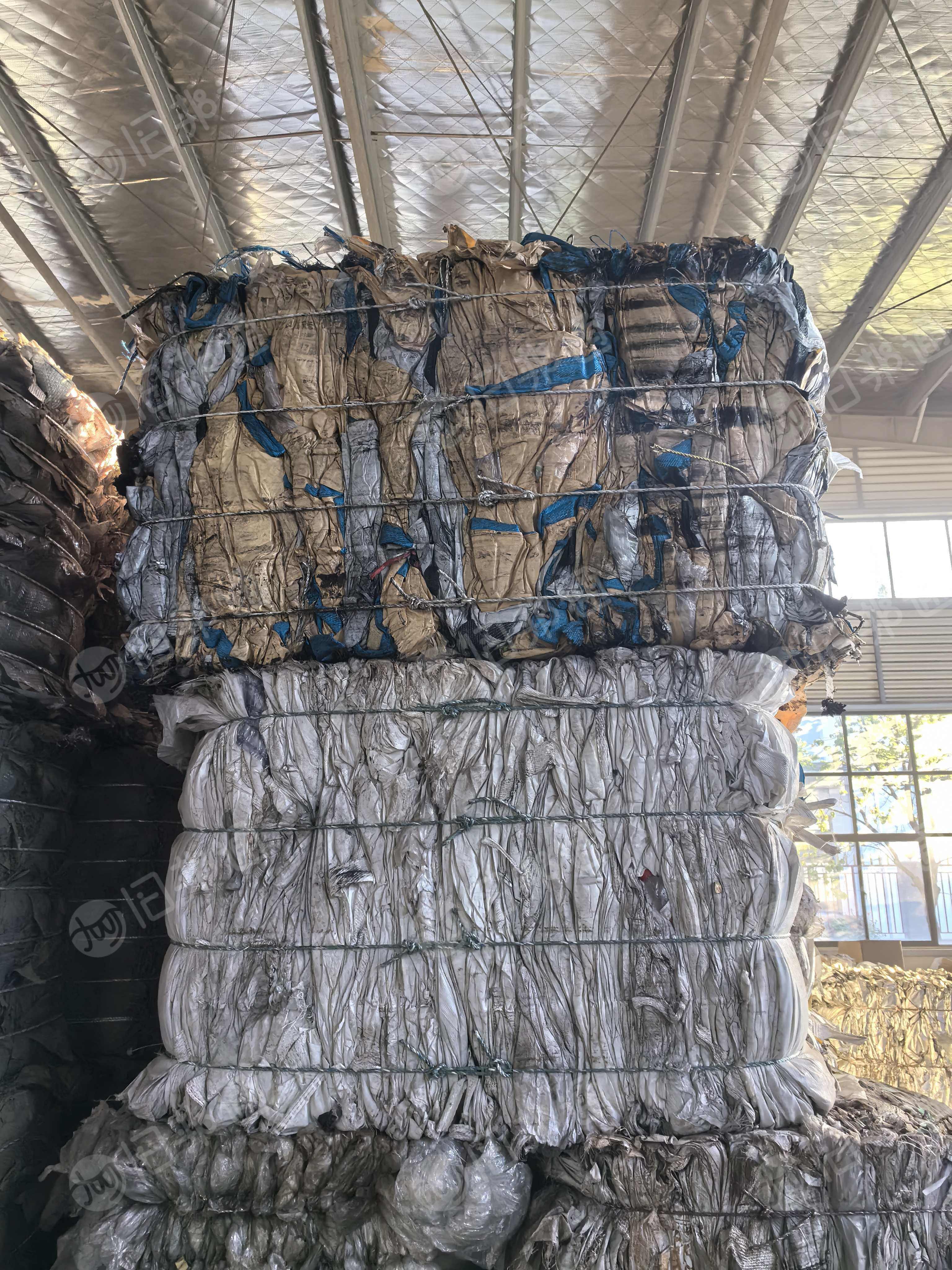 长期出售新能源吨包废料，正极负极各占一半左右