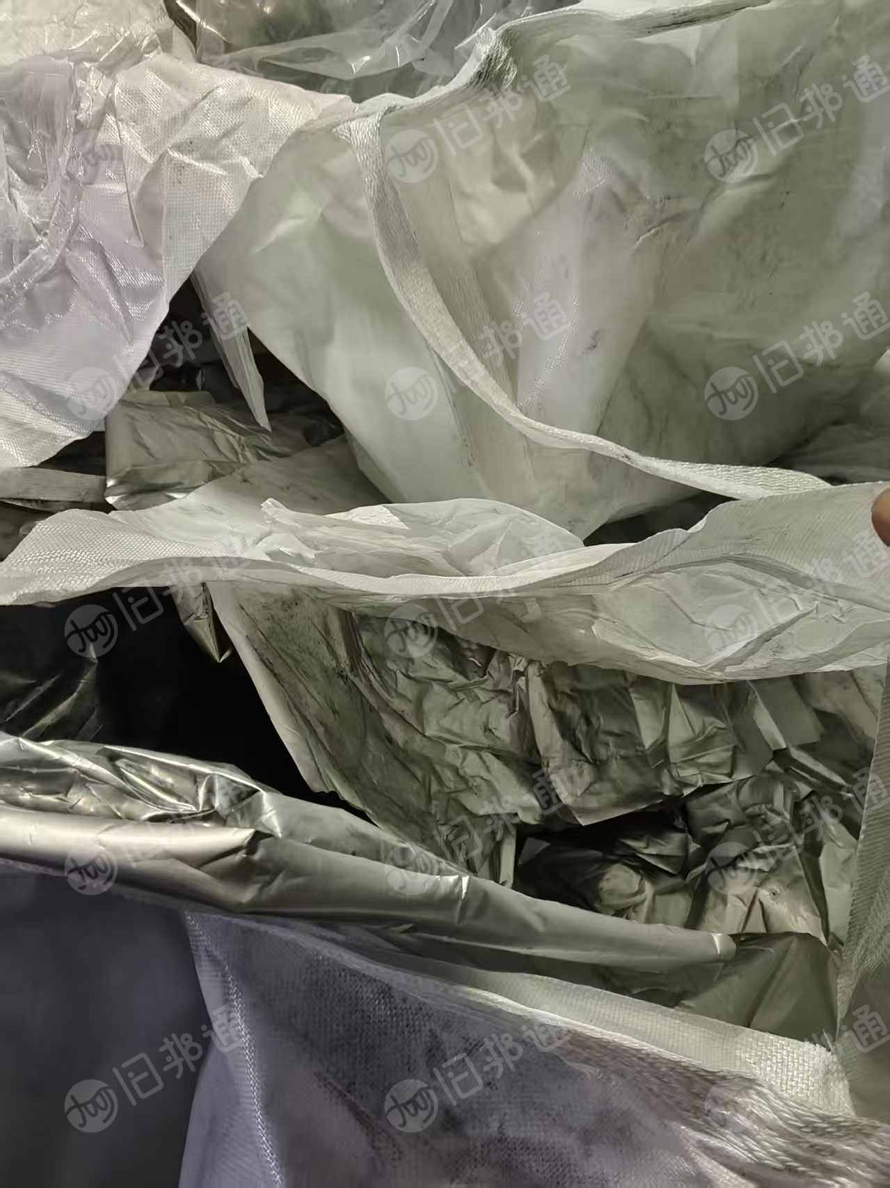长期出售新能源吨包废料，含铝塑吨包，正负极混一起的