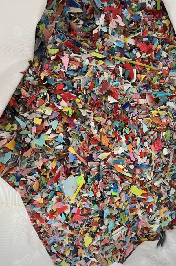 长期出售沉底花丙破碎料，每月十几吨，另出售PP秧盘破碎料（沉底的）