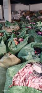 长期出售氨纶废布，牛奶丝，氨纶废布统货，现货只有几吨，货在贵州铜仁