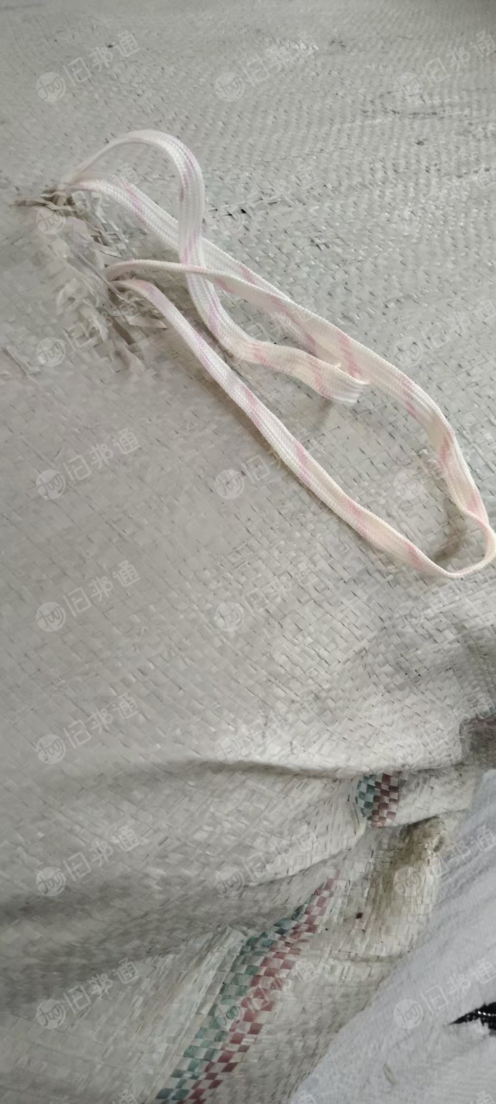 长期出售无限长的鞋带，织带，长的，扁的，圆的都有，统货走，现货二十几吨