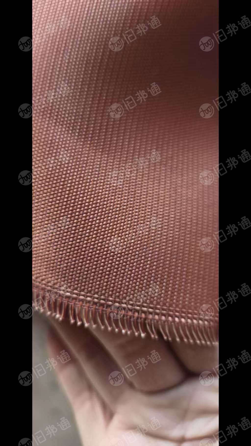 出售工业用布，复合的，涤纶浸胶的，可以做硅胶的，门幅1.8，现货有四五吨，货在江苏无锡