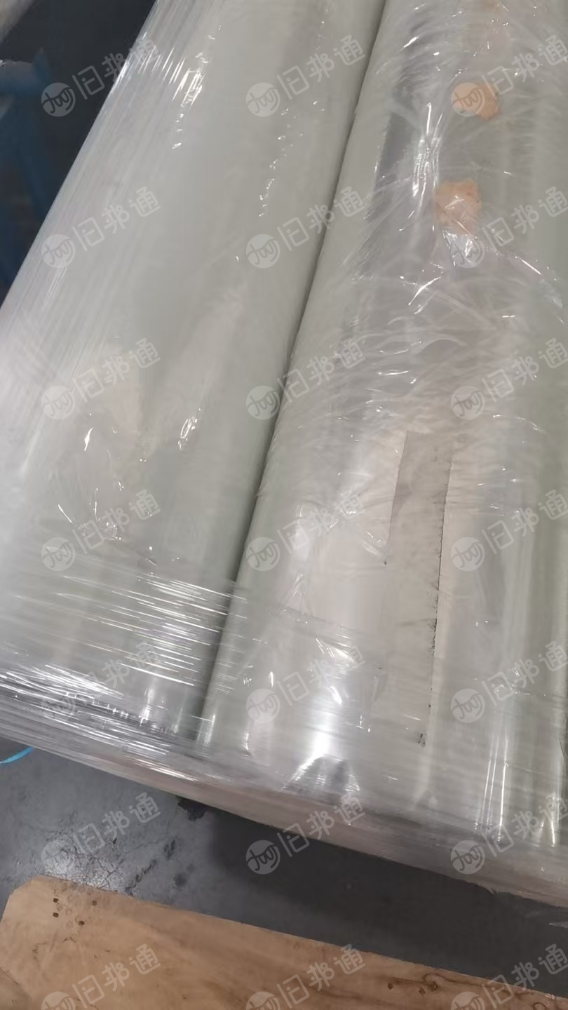 出售pet卷膜，部分带胶，也有不带胶的，厚度8、3、3.6的都有