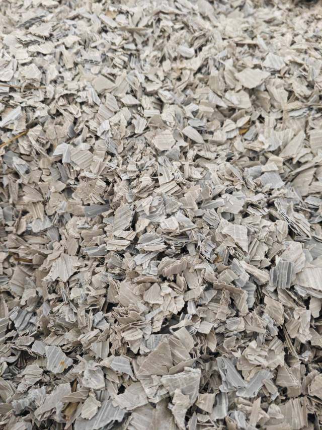 厂家直购pp类各种包装板，模板，破碎料颗粒等相关原料