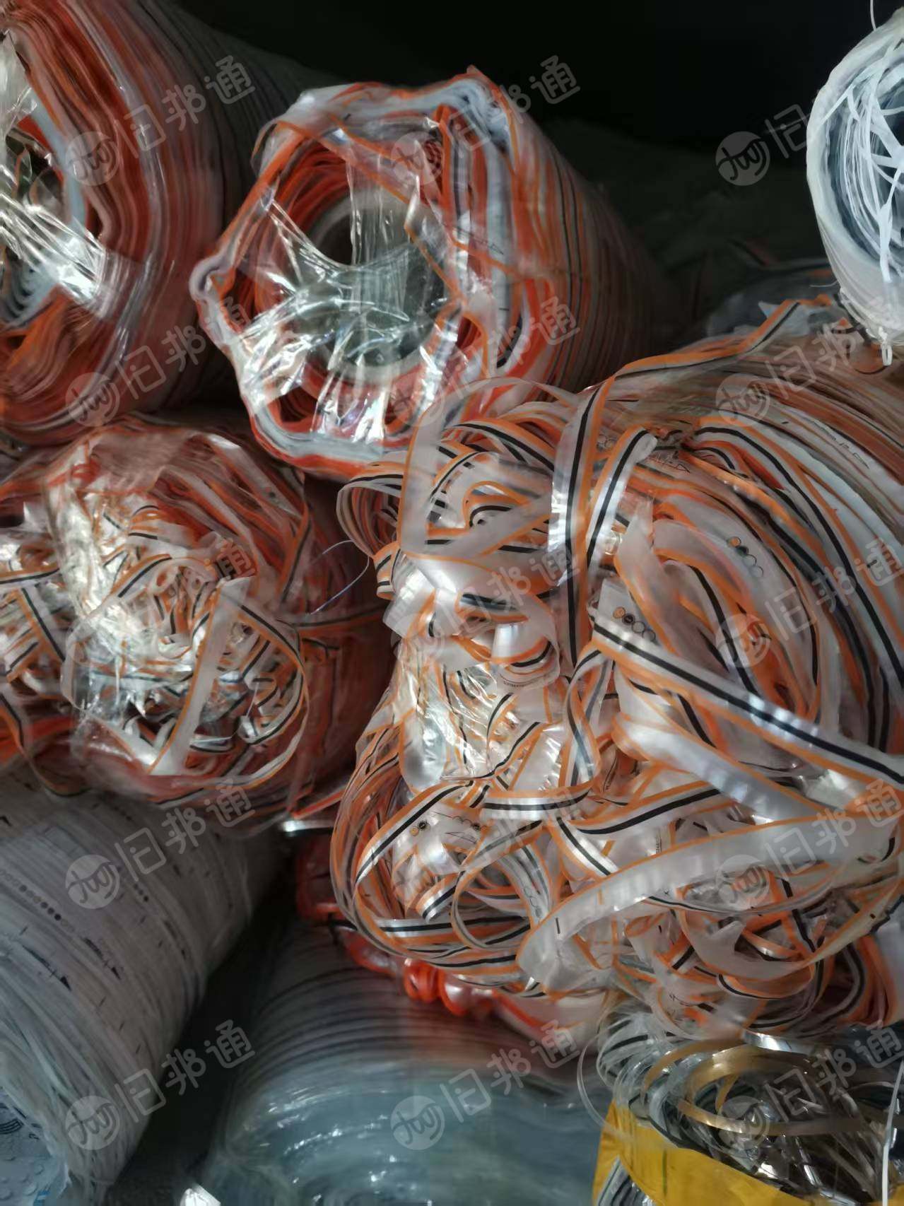 出售高压复合膜边角料，食品厂下来的，现货40/50吨