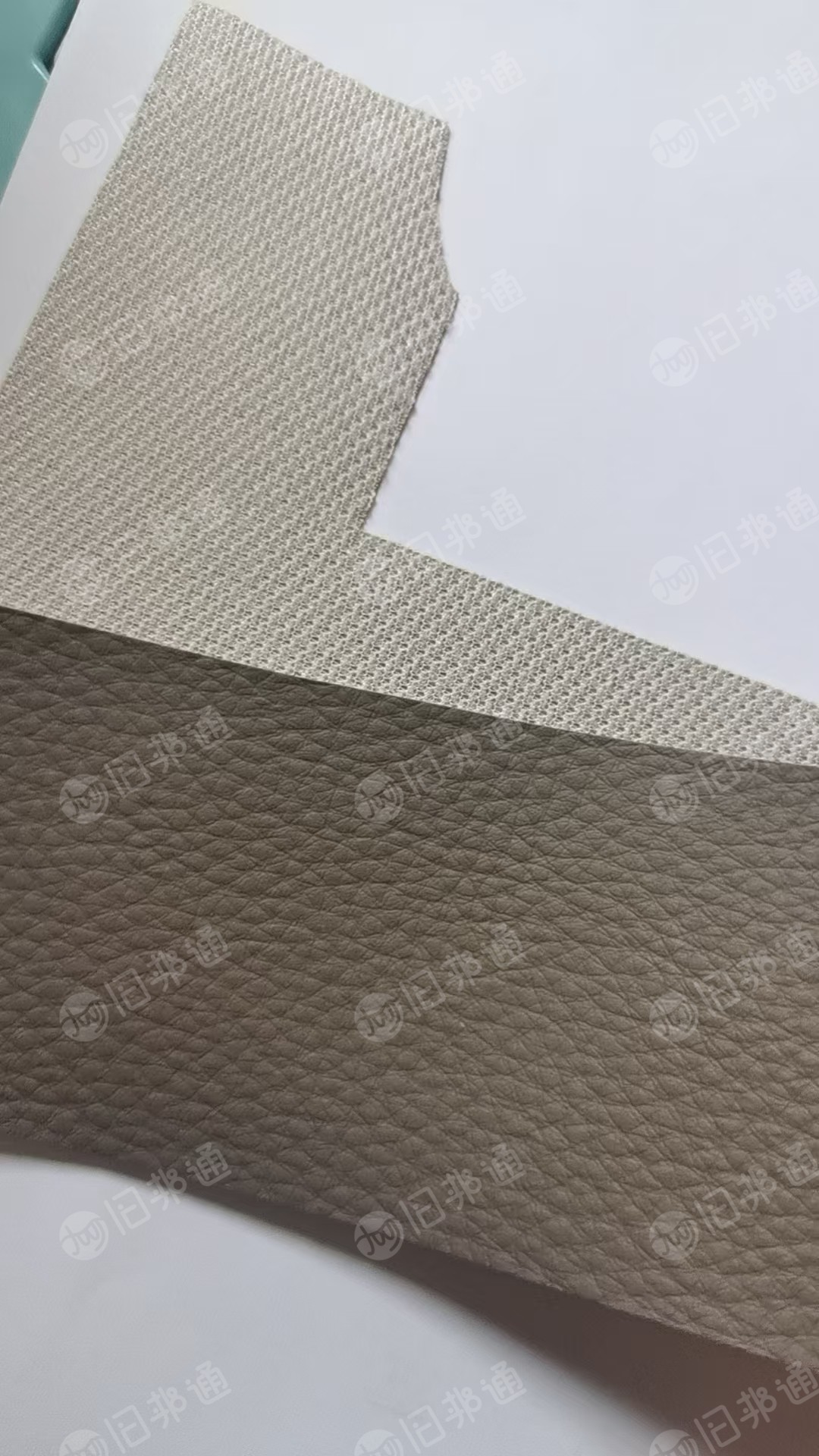 出售PVC人造革废料，有带一层布的，家具厂下来的，现货5/6吨