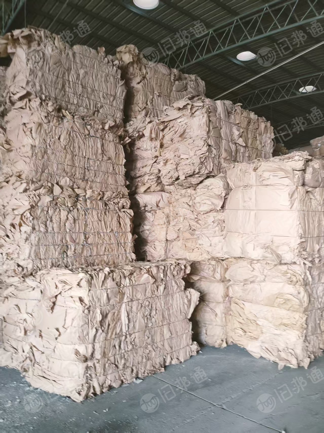 长期出售本色光伏纸废料