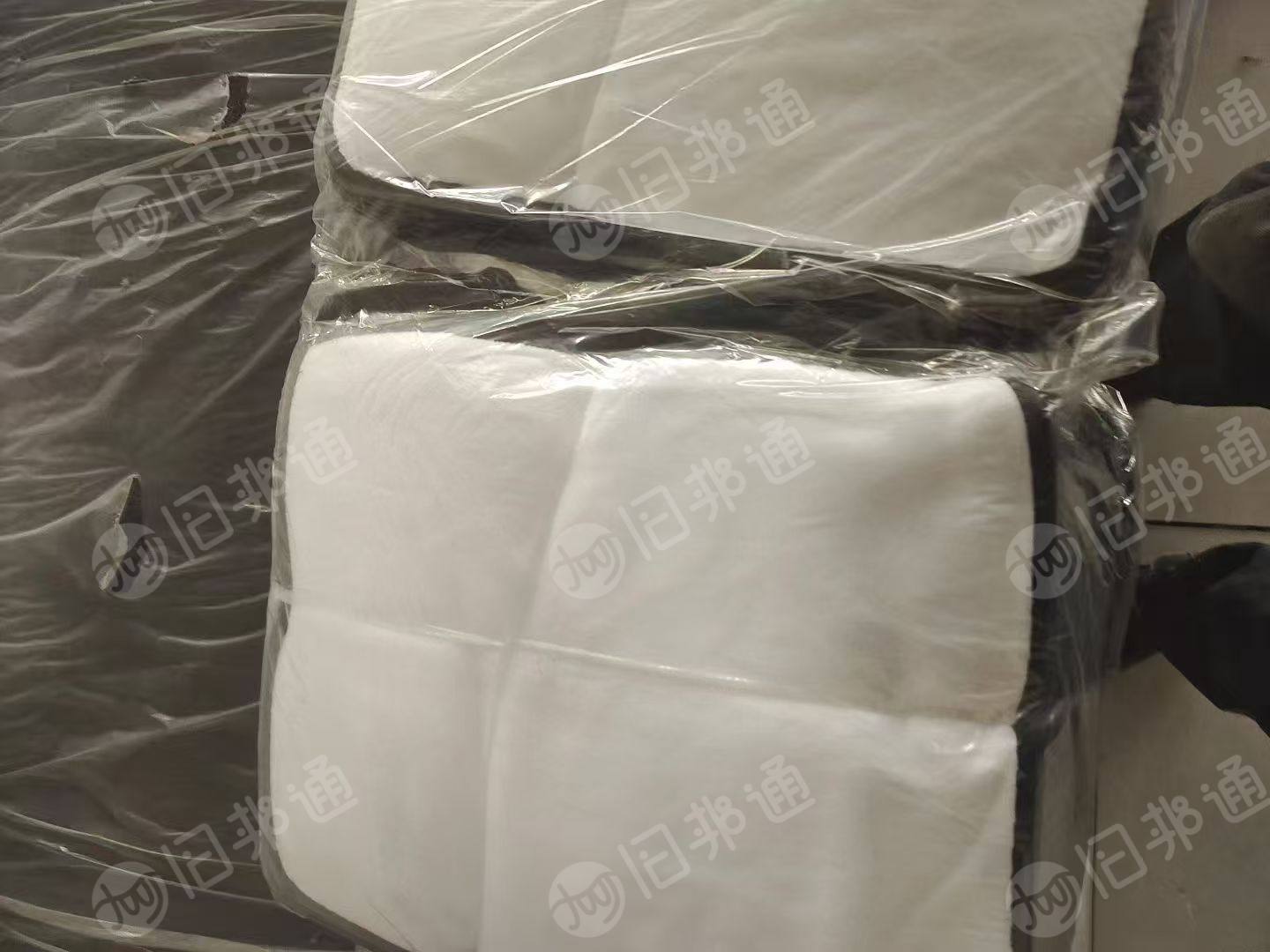 长期出售库存毛巾，毛巾尾货，30*40的，有白色，红色两种，现货1万多条