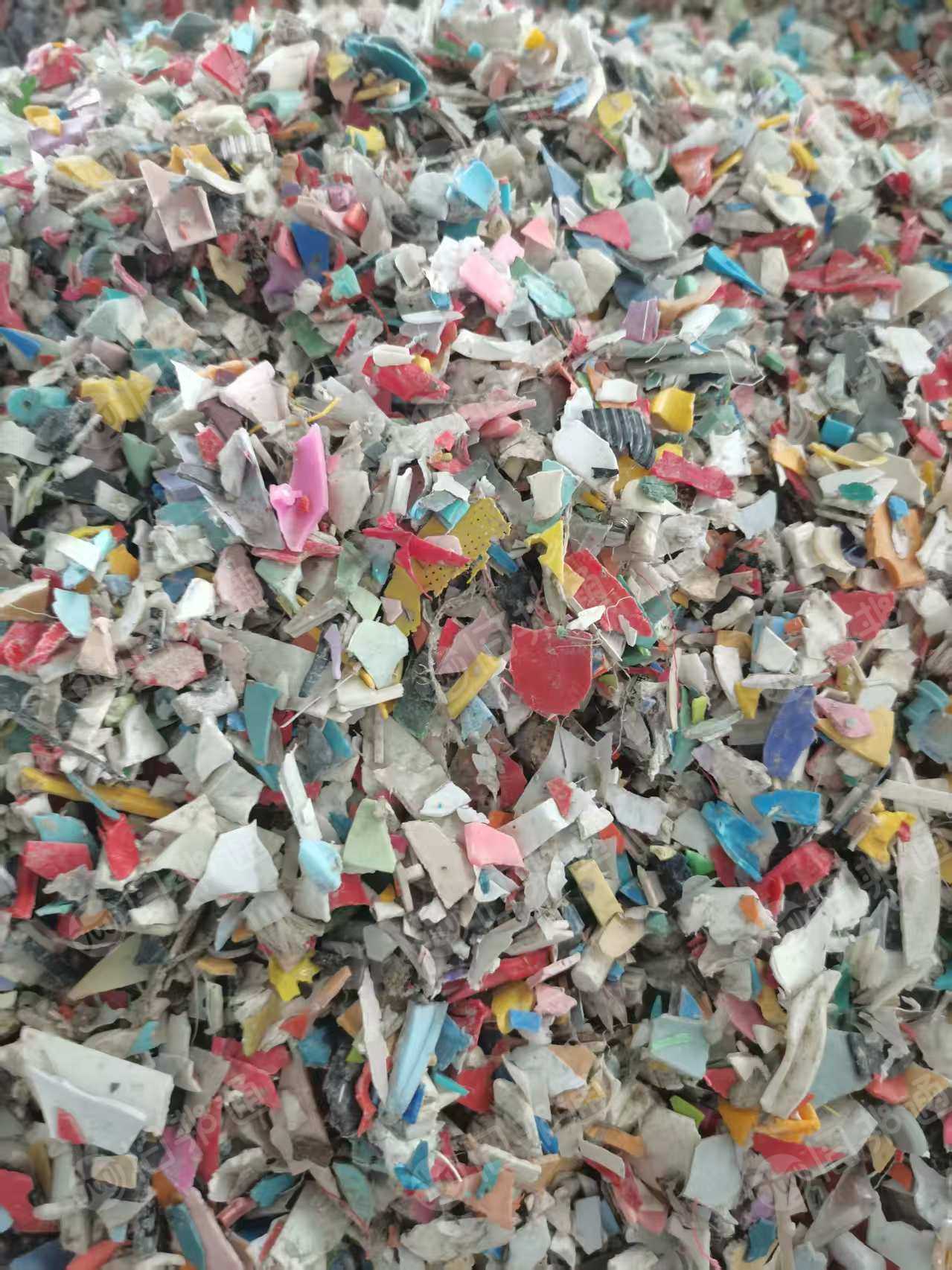 出售清水沉底花丙破碎料,现货100吨