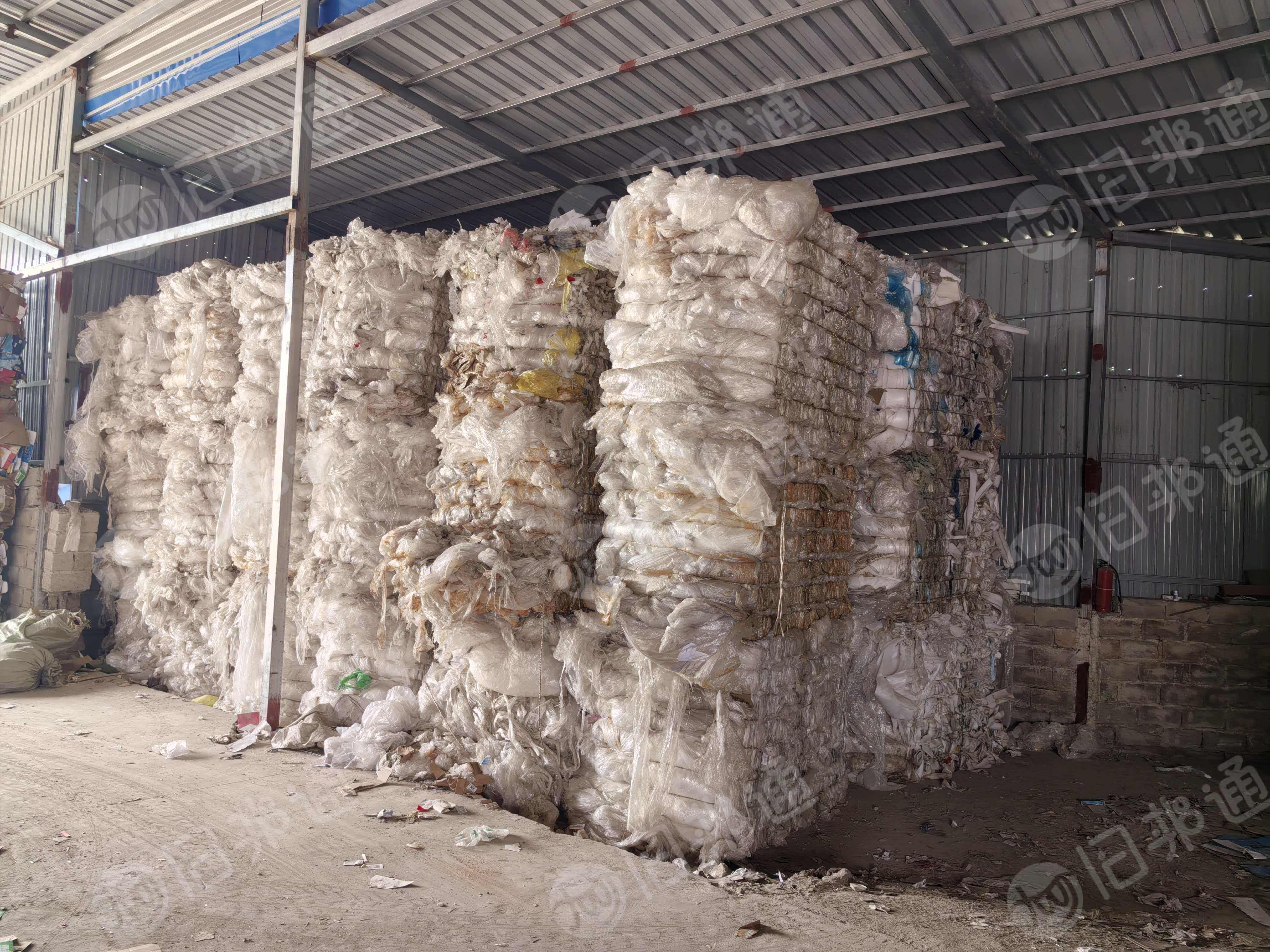 出售一级二级水洗缠绕膜废料，现货四五十吨，福建福州