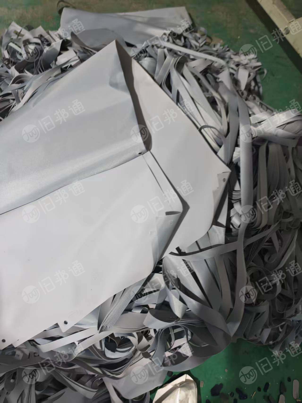 出售做医用血压计下来的软质PVC废料，带布的现货20吨，不带布的纯料9吨，膜料2吨