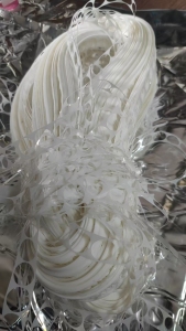 出售电池厂下来PET膜废料，乳白PET膜废料