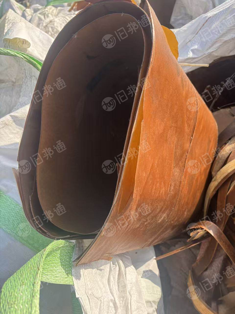 出售带油的绝缘纸废料