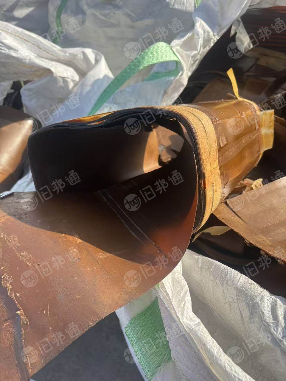 出售带油的绝缘纸废料