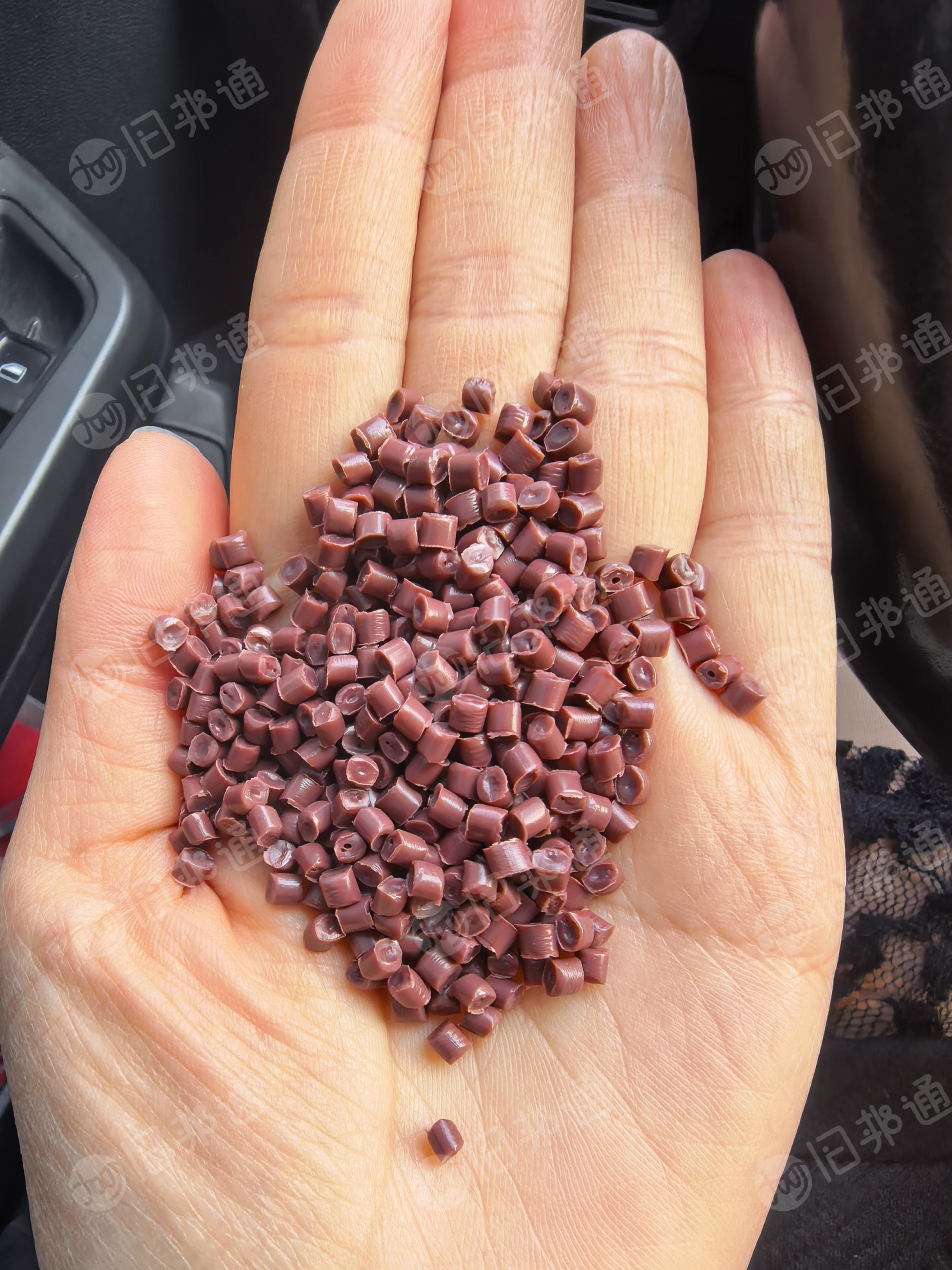 出售PP红丙颗粒，拉丝，圆丝 每个月300多吨