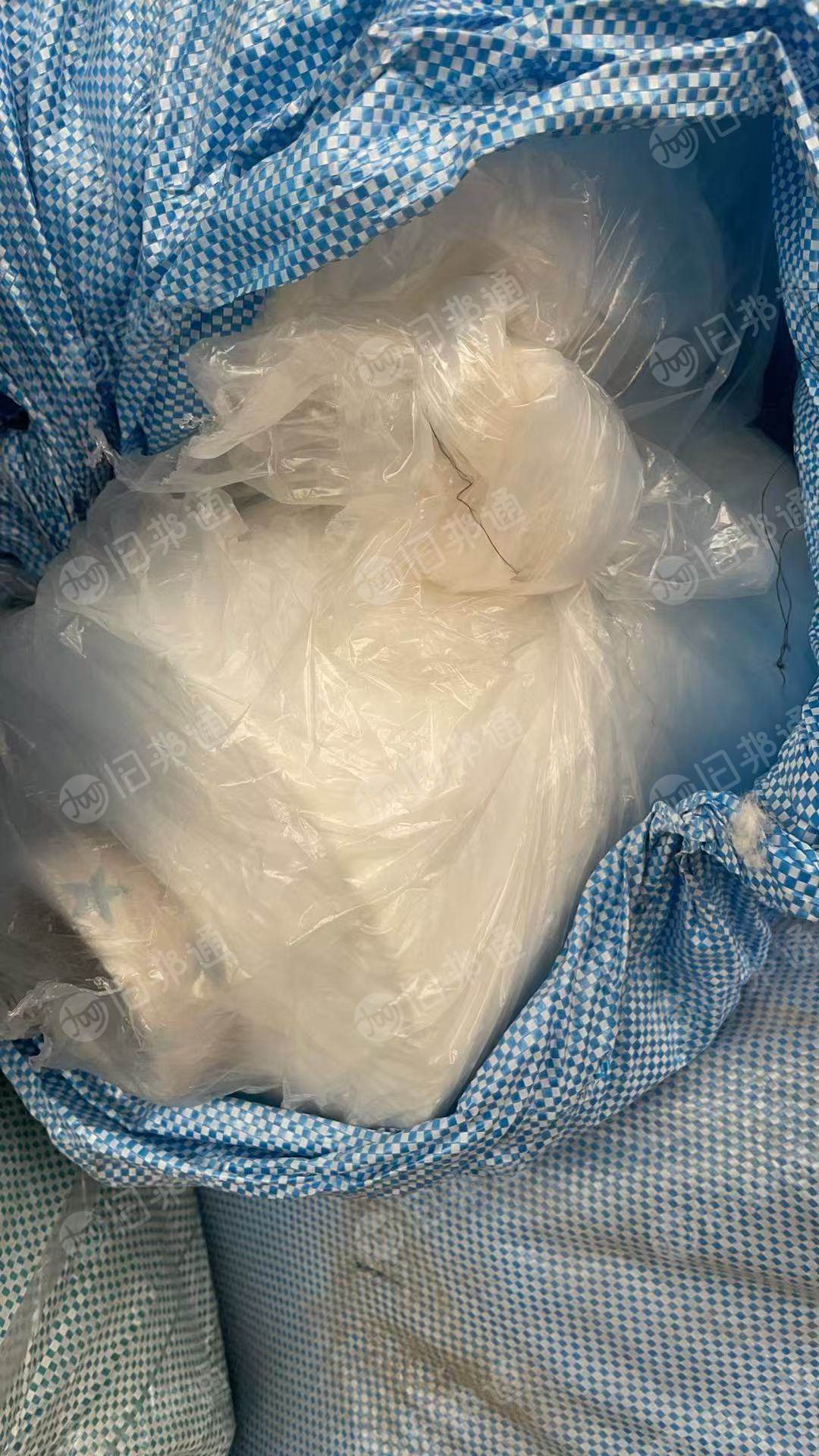 出售锦纶包覆纱，库存锦纶丝，有规格40/70的，也有20/70，大小轴子一起走，现货3吨多