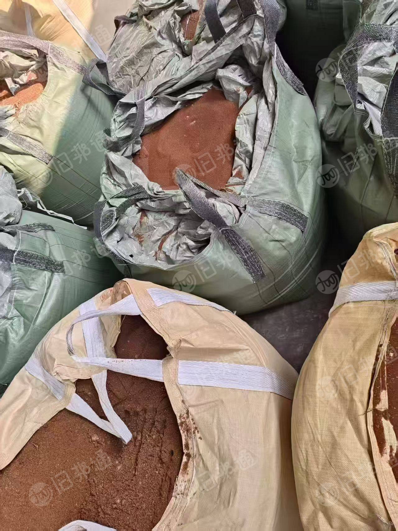 出售阳离子交换树脂，现货有30吨，货在江苏无锡