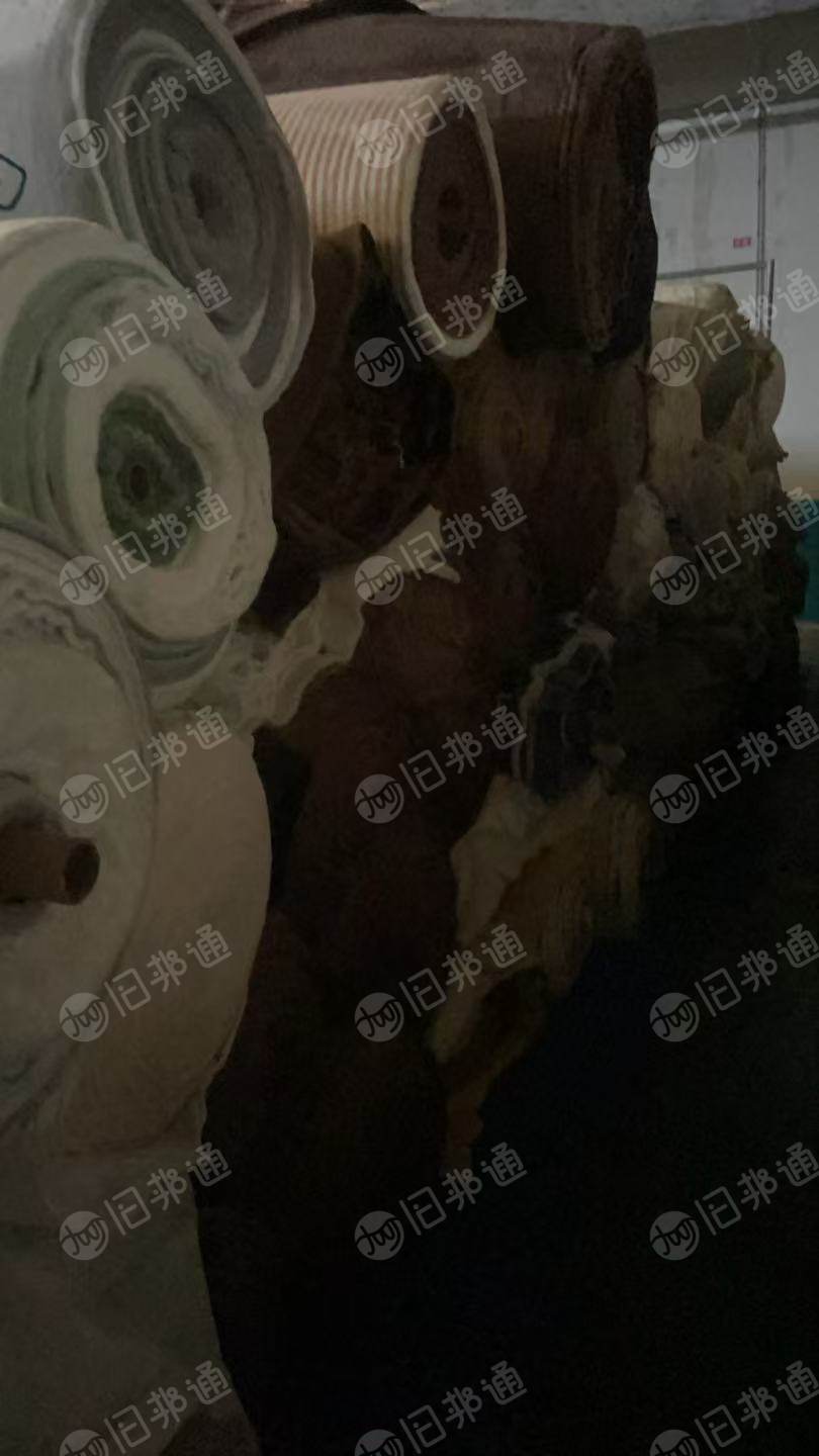 出售毛毯面料，绒布，单绒，双面绒都有，双面比较多，门幅1米到2米4都有，克重300g左右，现货20吨