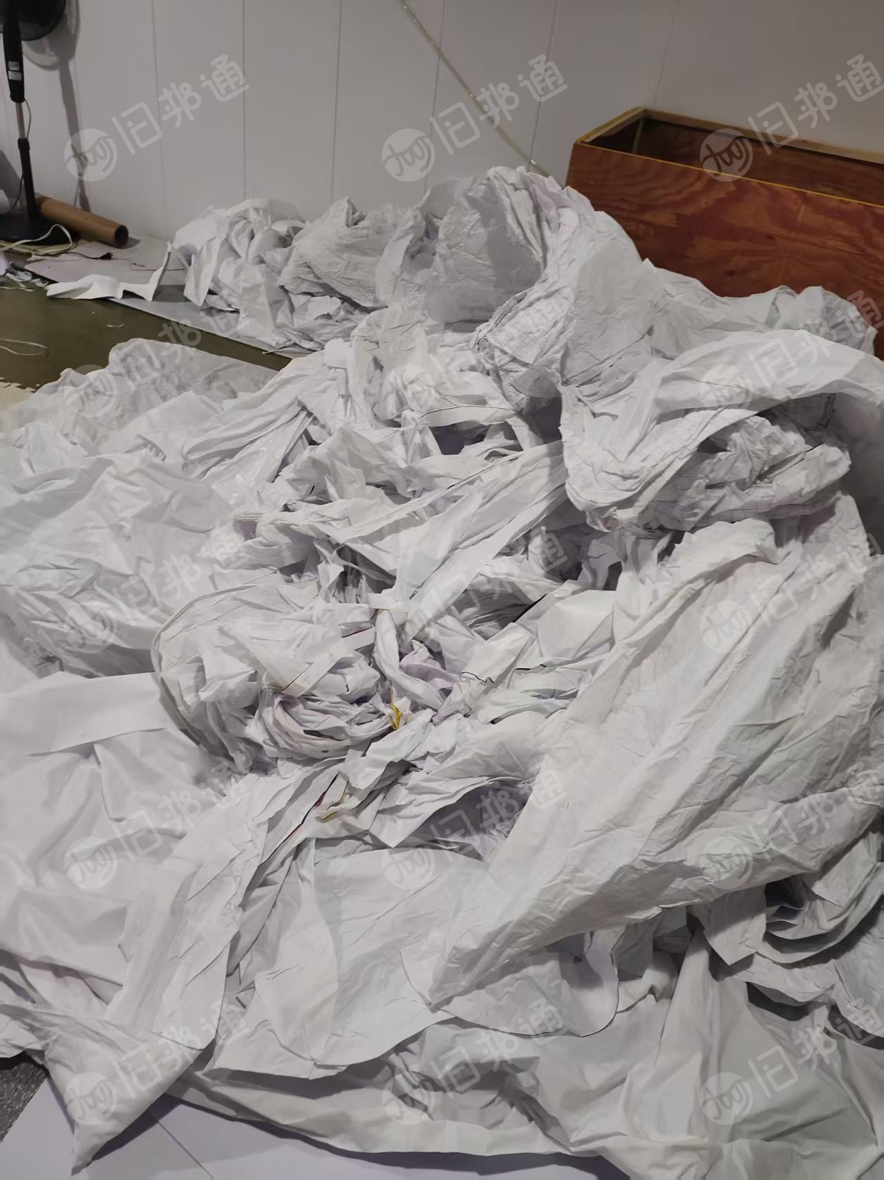 出售PVC广告布，软质PVC毛料，月供10吨左右