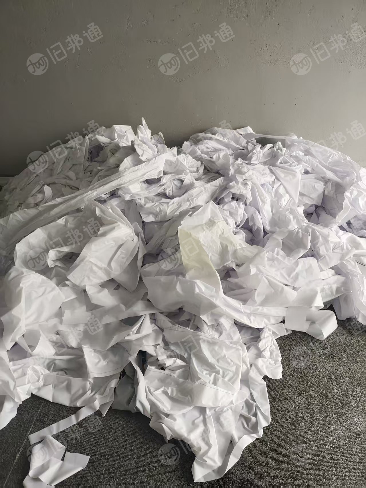 出售PVC广告布，软质PVC毛料，月供10吨左右