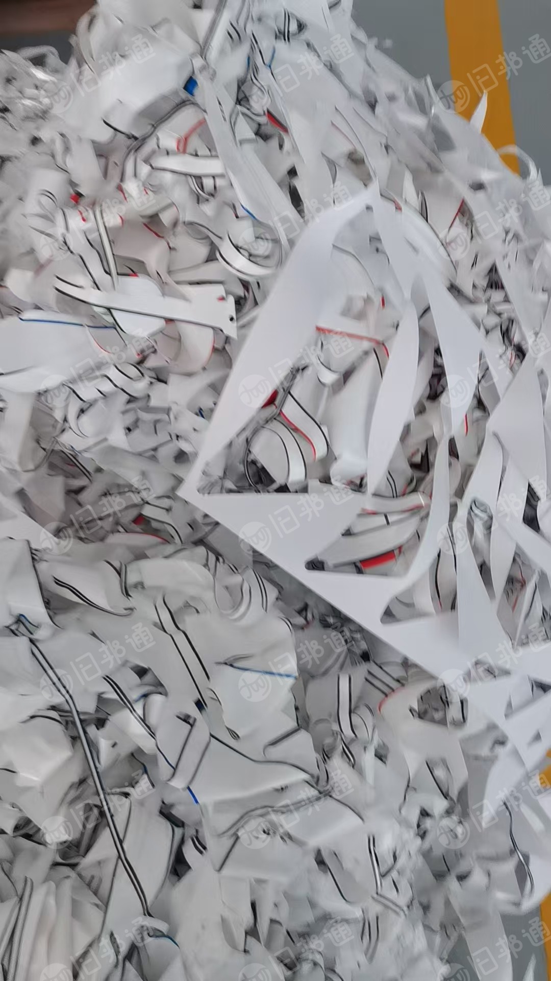 出售PVC胶水膜，印刷厂下来，现货10吨