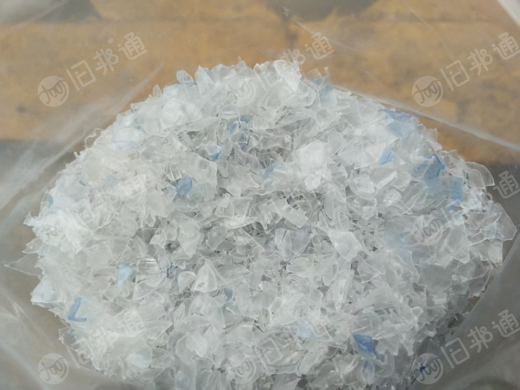 出售热洗片材级PET蓝白瓶片，过了老化机，没有油壶，没有重胶瓶