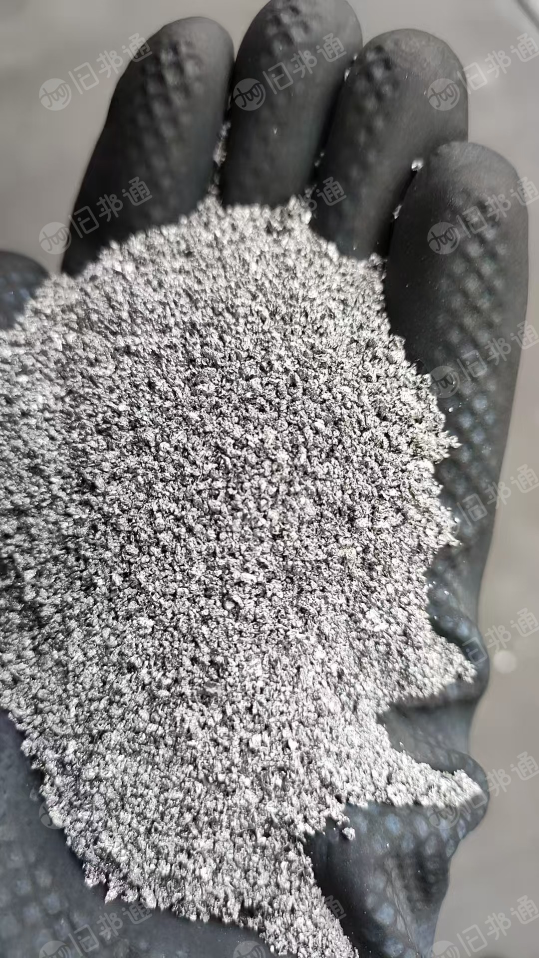 长期供应 1系铝粒，金属铝含量99.5 上下 ，出水90左右，可用于脱氧，铝锭铝棒，球磨腰花粉