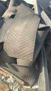 出售输送带废料，橡胶管，橡胶皮