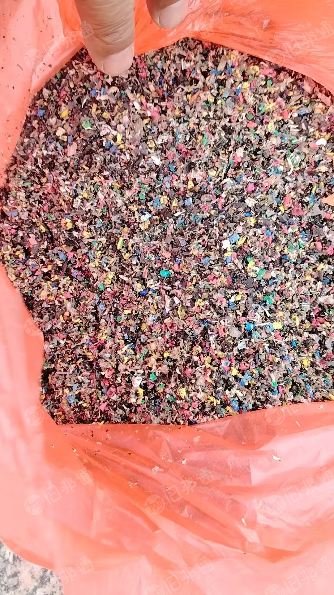 出售PVC电缆皮粉碎料，PVC尾料，月供30吨