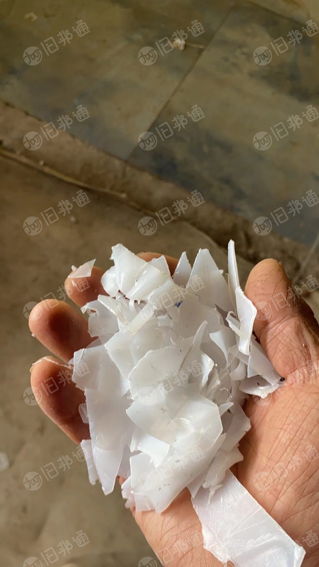 出售纯透析桶破碎料，可以直接上机的，现货5吨