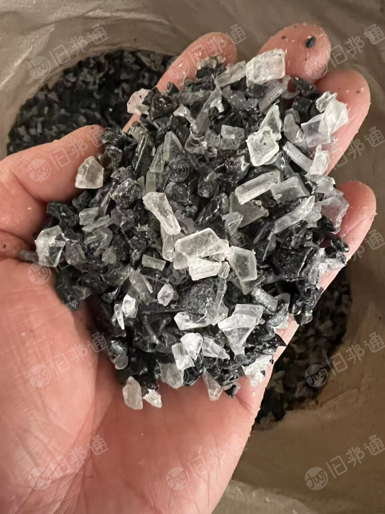 求购一级PC灯罩破碎料，直接上机，需求量几百吨